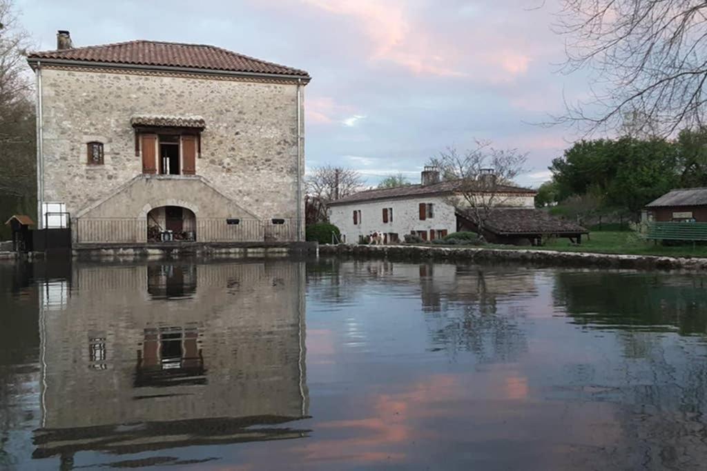 ברבסטה Gite Moulin De Lausseignan מראה חיצוני תמונה